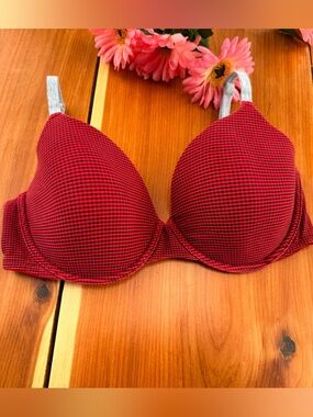 Everyday Comfort Red Lightly Padded T-Shirt Bra 36D